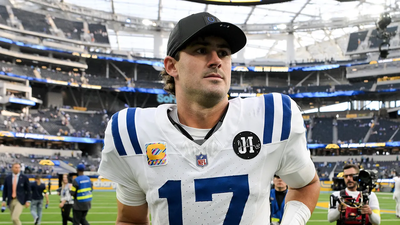 Colts sign Daniel Jones to record-breaking contract as he recovers from Achilles injury: reports