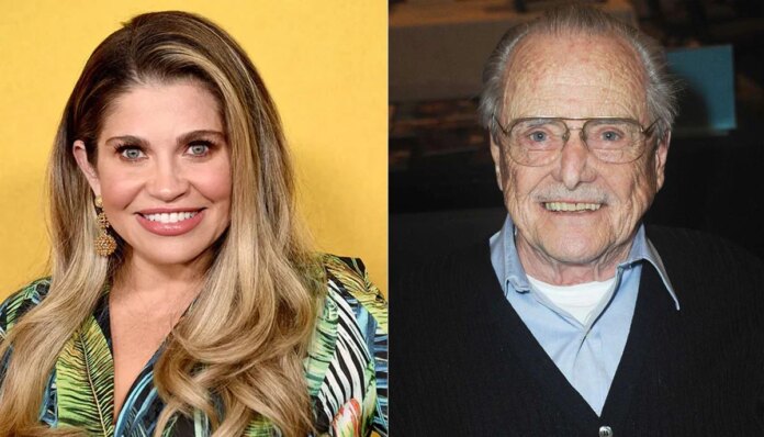 Danielle Fishel teases special surprise for 'Boy Meets World' William Daniels: 'I'd love to go back'