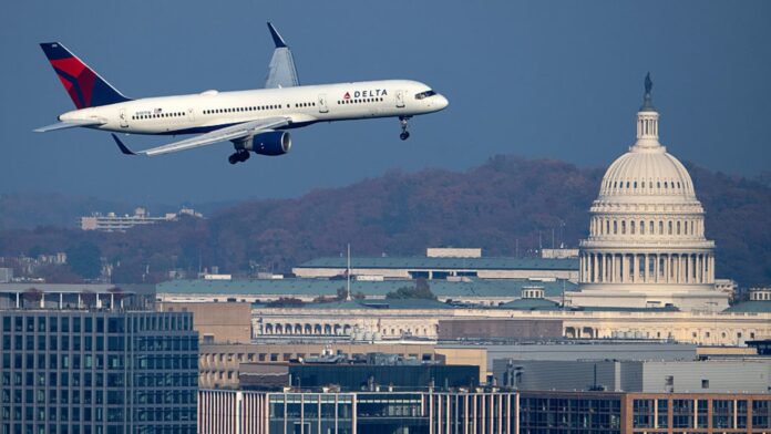 Delta suspends 'specialty services' perk for members of Congress, cites DHS shutdown