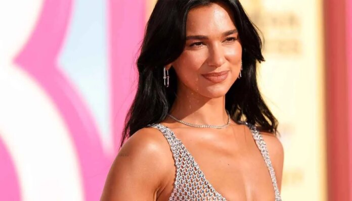 Dua lipa 'snubs' Priyanka Chopra