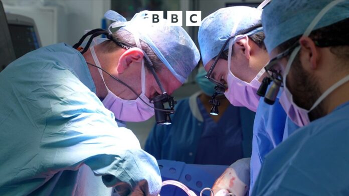 File on 4 Investigates - The battle for hearts and lungs: Transplants in trouble. - BBC Sounds