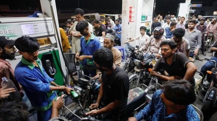 Govt keeps petrol, diesel levy unchanged; subsidy of Rs23bn approved