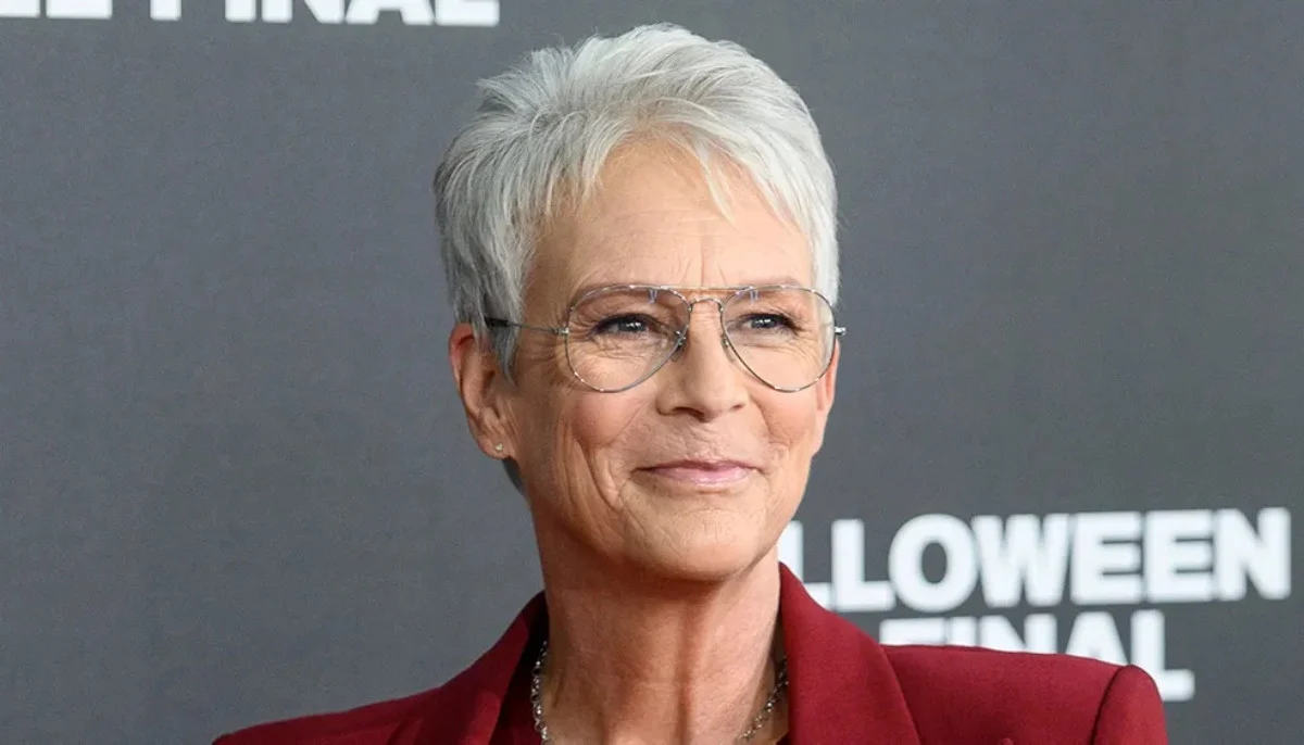 Jamie Lee Curtis doubles down on her assertion about 'The Bear's imminent end