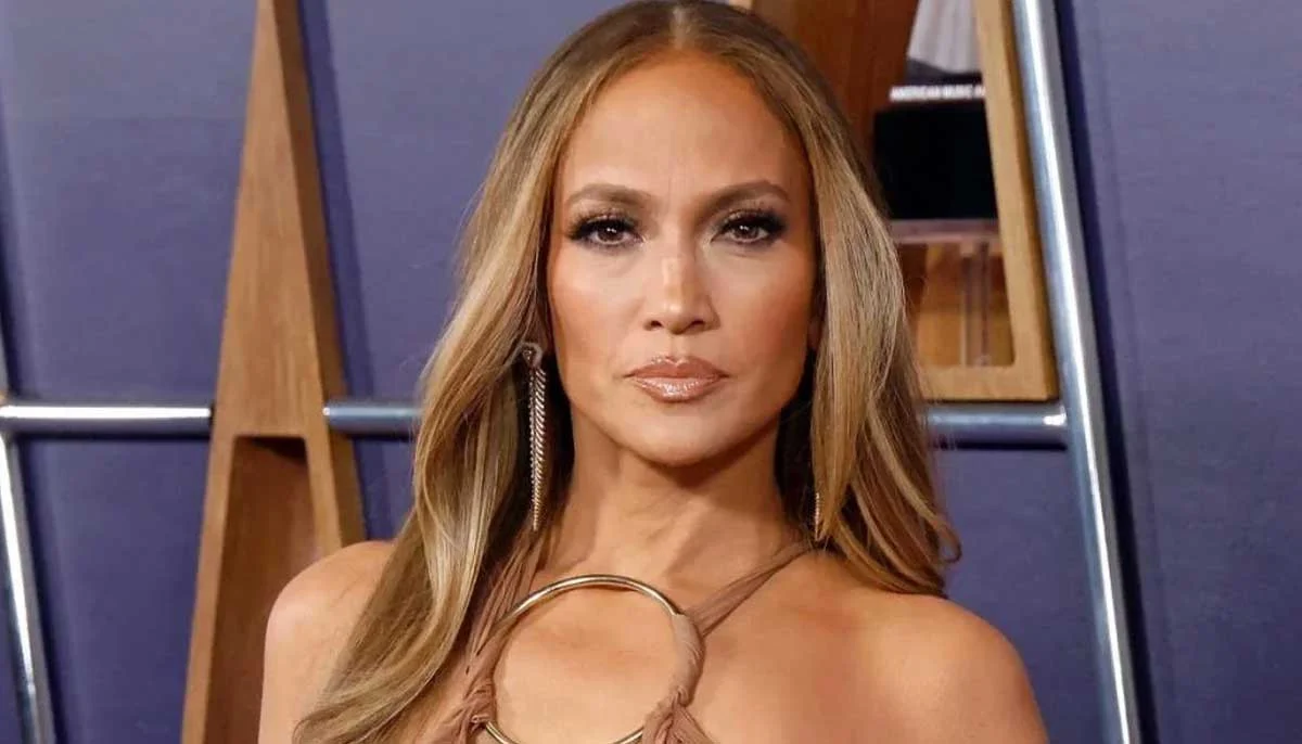 Jennifer Lopez shares emotional post after discussing split with Marc Anthony