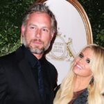 Jessica Simpson, Eric Johnson still living together despite announcing split last year