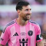 Lionel Messi on verge of 900th career goal, but can he reach 1,000? Can he pass Ronaldo?