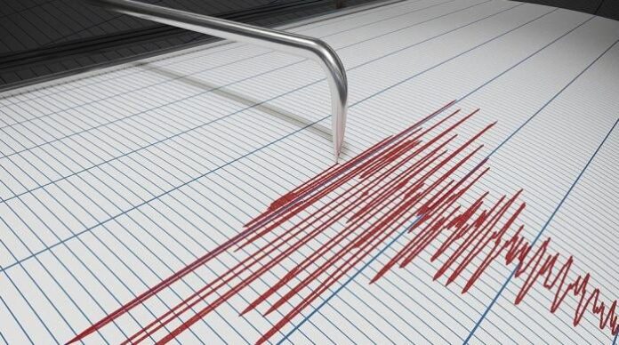Magnitude 4 earthquake shakes Karachi, tremors felt in multiple areas