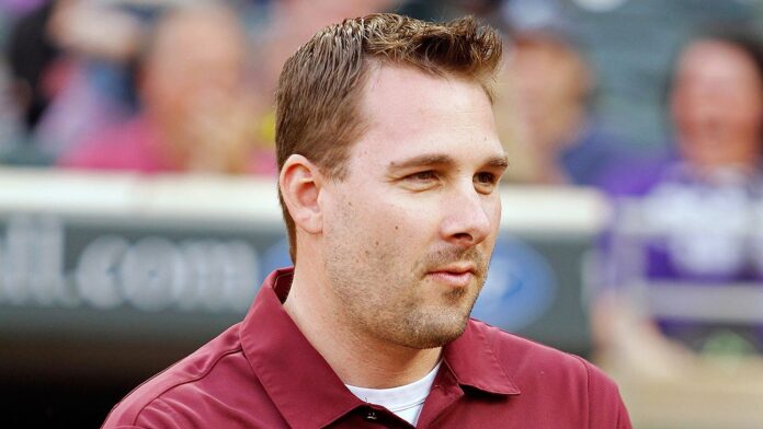 Minnesota fires women's hockey coach Frost after 19 seasons