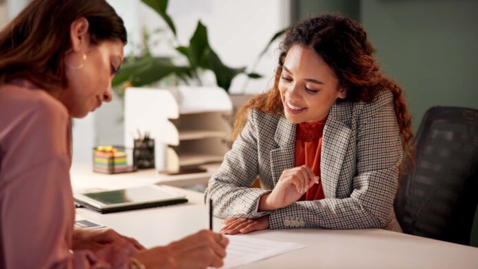 More women are entering wealth management, but few are in advisory roles, study finds