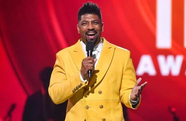 NAACP Image Award host Deon Cole issues Tourette warning after BAFTAs