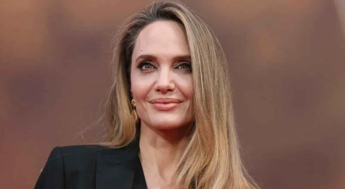 Natalie Portman reacts to Angelina Jolie's war message