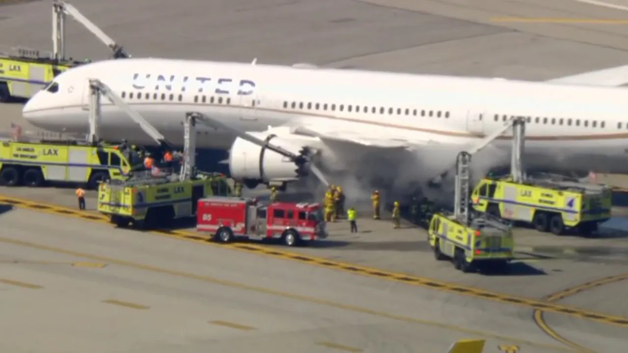 New Jersey-bound United flight makes emergency landing at LAX after engine fire
