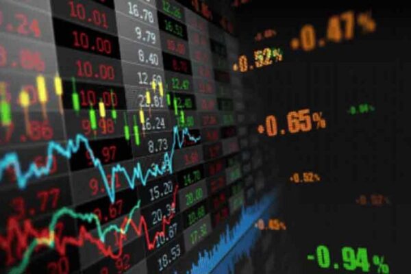 PSX Rebounds, Gains Over 4,000 Points After Historic Crash - SUCH TV