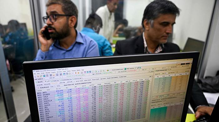 'Panic selling': PSX plunges over 15,000 points amid geopolitical tensions