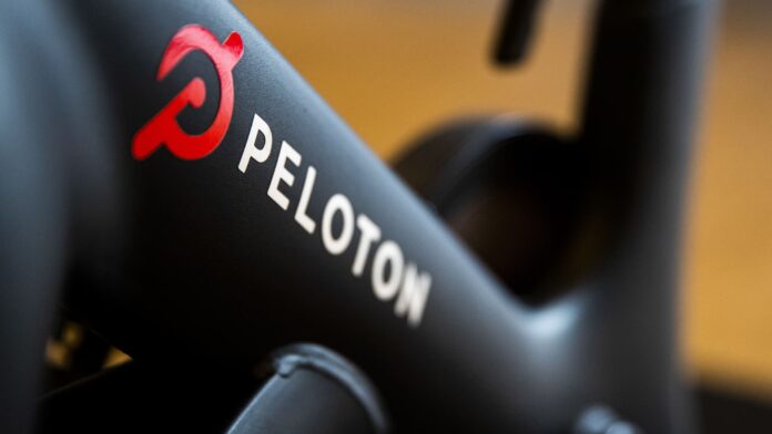 Peloton is launching bikes and treadmills for gyms, accelerating commercial strategy