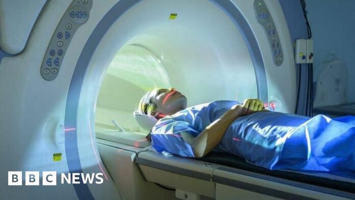 People turn to private health care to beat long NHS waits, says watchdog