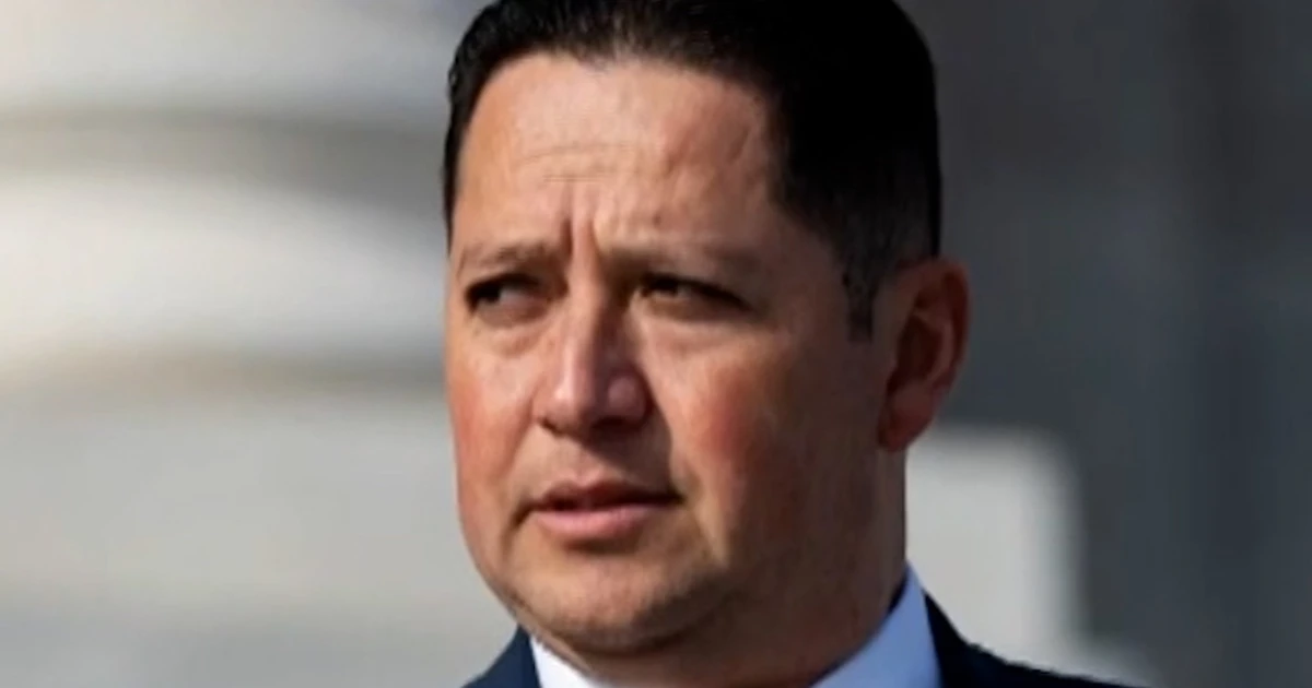 Republicans calling on Gonzales to drop reelection bid