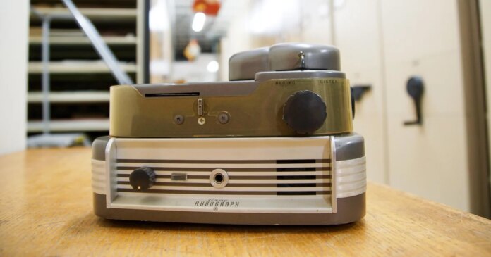 Researchers uncover 1949 whale recording, potentially unlocking mysteries of ocean: 