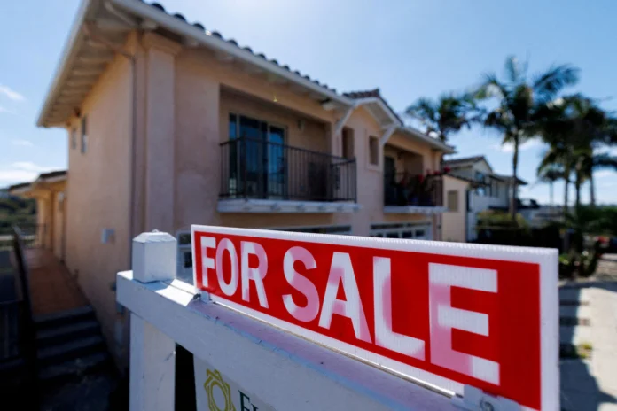 Top housing official asks wedding guests for help with home purchase