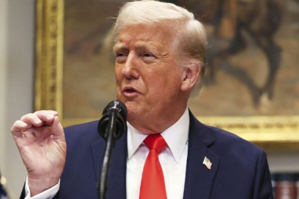 US forces launch massive operation against Iran, we are going to completely destroy Iran's navy: US President - SUCH TV