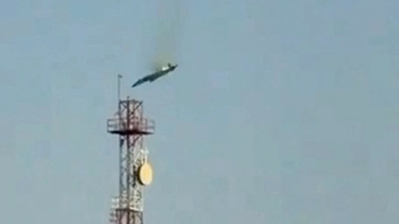 US warplanes shot down by Kuwaiti air defenses, pilots bail out, CENTCOM says and more top headlines