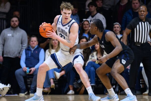 Villanova says Matt Hodge suffered season-ending ACL tear