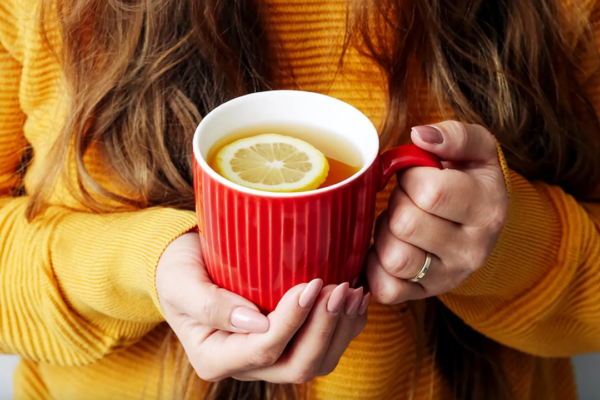 What's healthier to drink: cold or hot water? Here's what an expert says