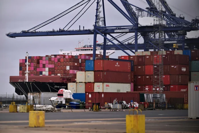 White House considers waiving shipping rules in bid to ease energy prices