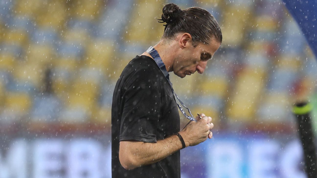 Why did Flamengo sack their coach after four titles in a year and an 8-0 win?