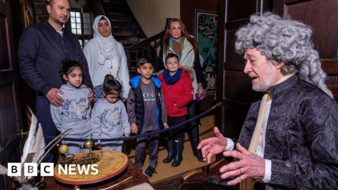 Bolling Hall Museum gets grant for Bradford astronomer project