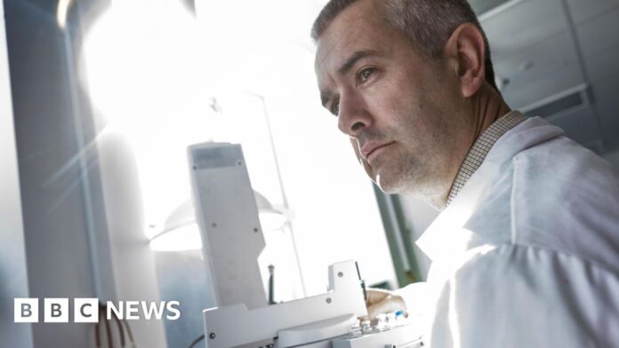 Call for citizen scientists to collect space dust 