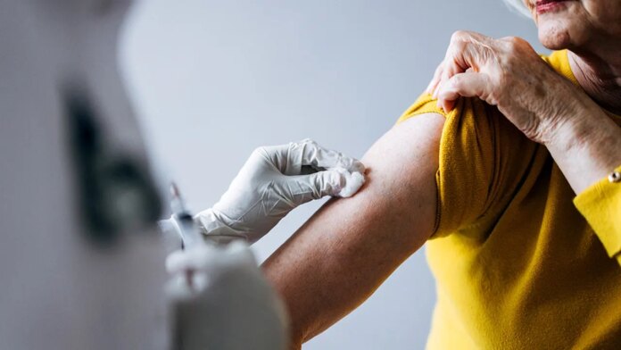 Common vaccine slashes Alzheimer's disease risk when dose is increased