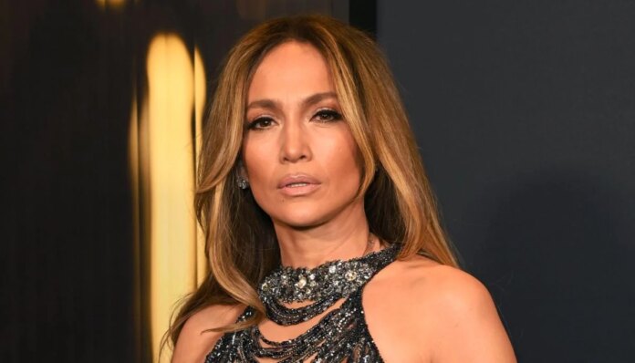 Jennifer Lopez drops bombshell confession about her casting in 'Office Romance'