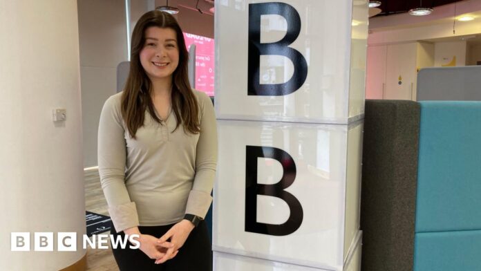 Kenilworth Podcaster advocating for endometriosis awareness