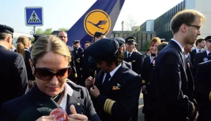 Lufthansa hit by back-to-back strikes as pilots, cabin crew walk out 