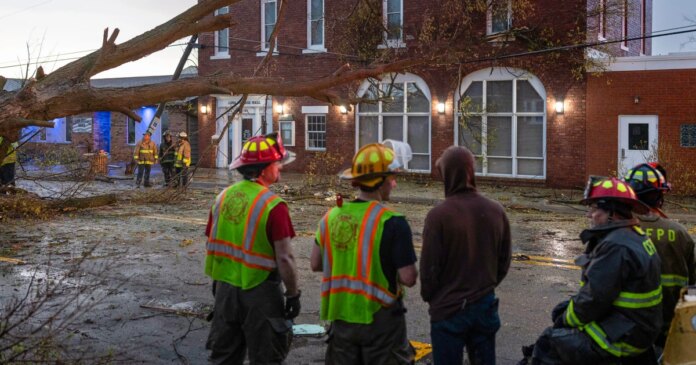 Powerful winds and reported tornadoes rip through the Midwest, leaving heavy damage but no deaths