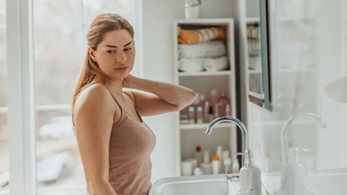 Simple diet change could relieve painful bathroom symptoms, experts say