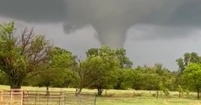 Tornado hits city in Oklahoma amid severe weather outbreak