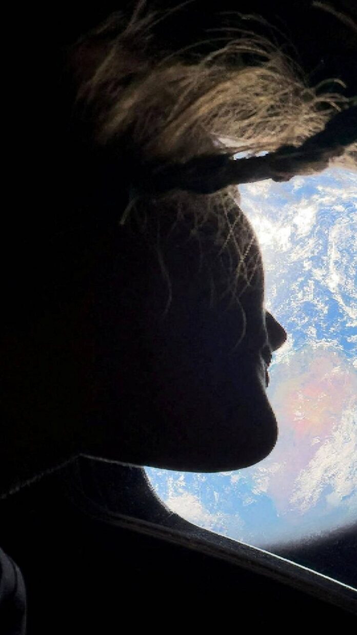 What impact could the weather have on the splashdown of Artemis II?