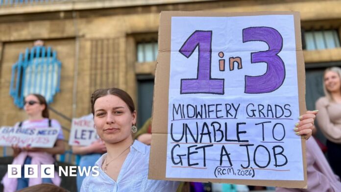 Why newly qualified midwives can’t get NHS jobs despite shortages