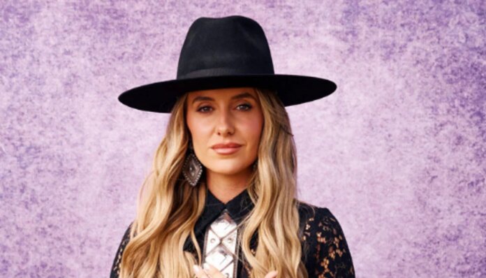 'Yellowstone' star Lainey Wilson reveals why she needed three therapists during rise to fame