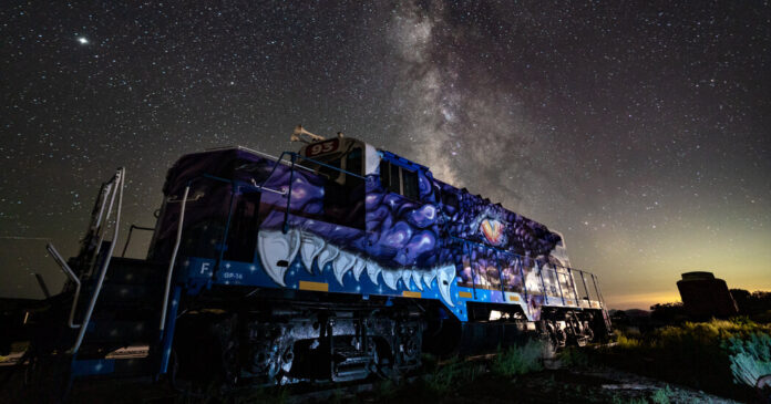 5 Great Stargazing Trains