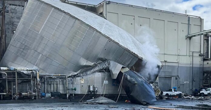 6 of 9 bodies recovered after chemical tank implosion at Washington state paper mill