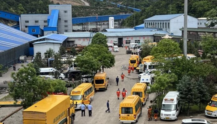 China rescuers search for missing after mine blast kills 82
