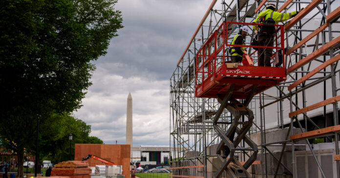 Diesel Fuel Spilled on National Mall During 250th Event Setup