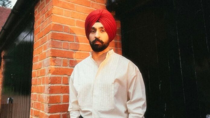 Diljit Dosanjh Enjoys Pakora And Chai In Chicago During Aura Tour