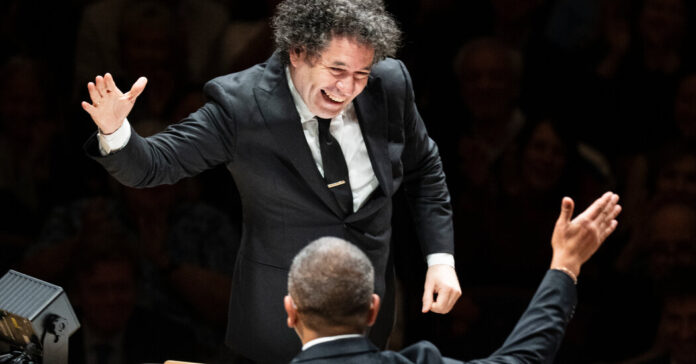 Dudamel Unites N.Y. Philharmonic and Spanish Harlem Orchestra