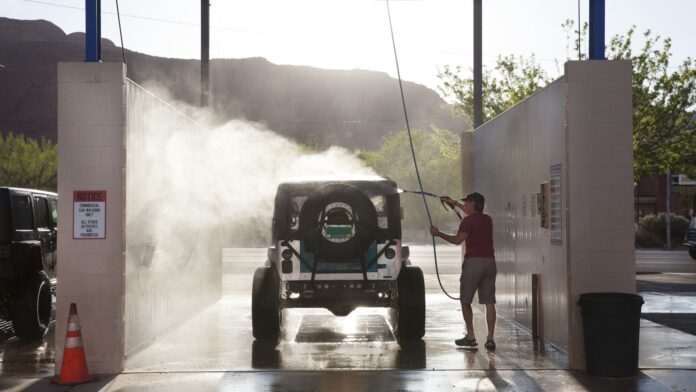Here’s why car wash real estate is cleaning up