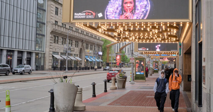 In Cleveland, Smokers Are Helping to Keep the Arts Alive