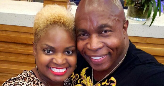 In first interview since being accused of murder in Texas, a TV bailiff sobs, 